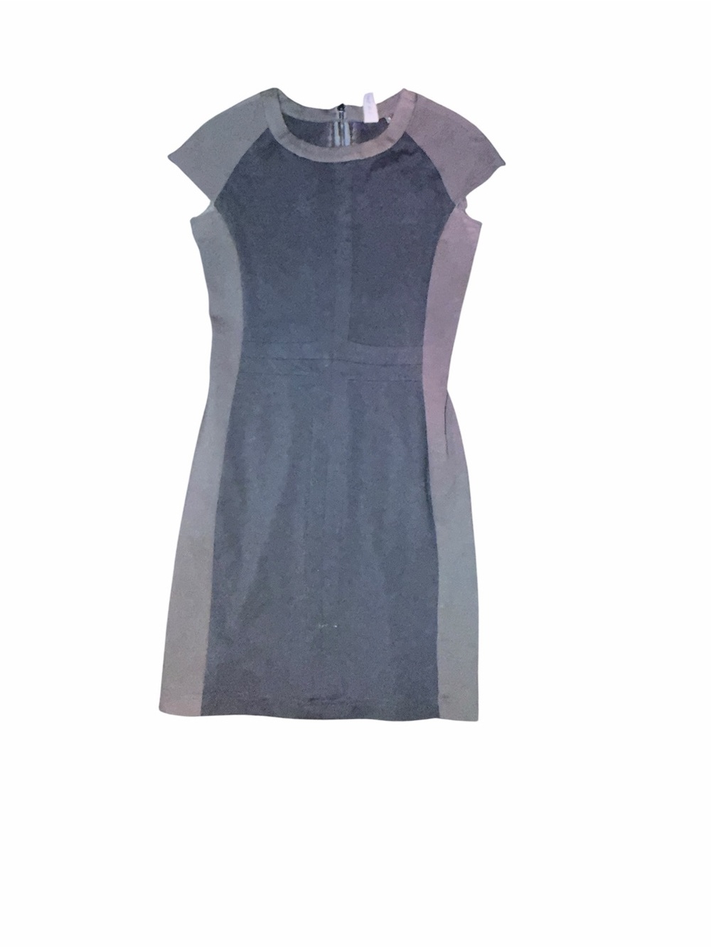 Lilli Sucre Classic Two-Tone Sheath Dress in Dark Gray and Light Gray